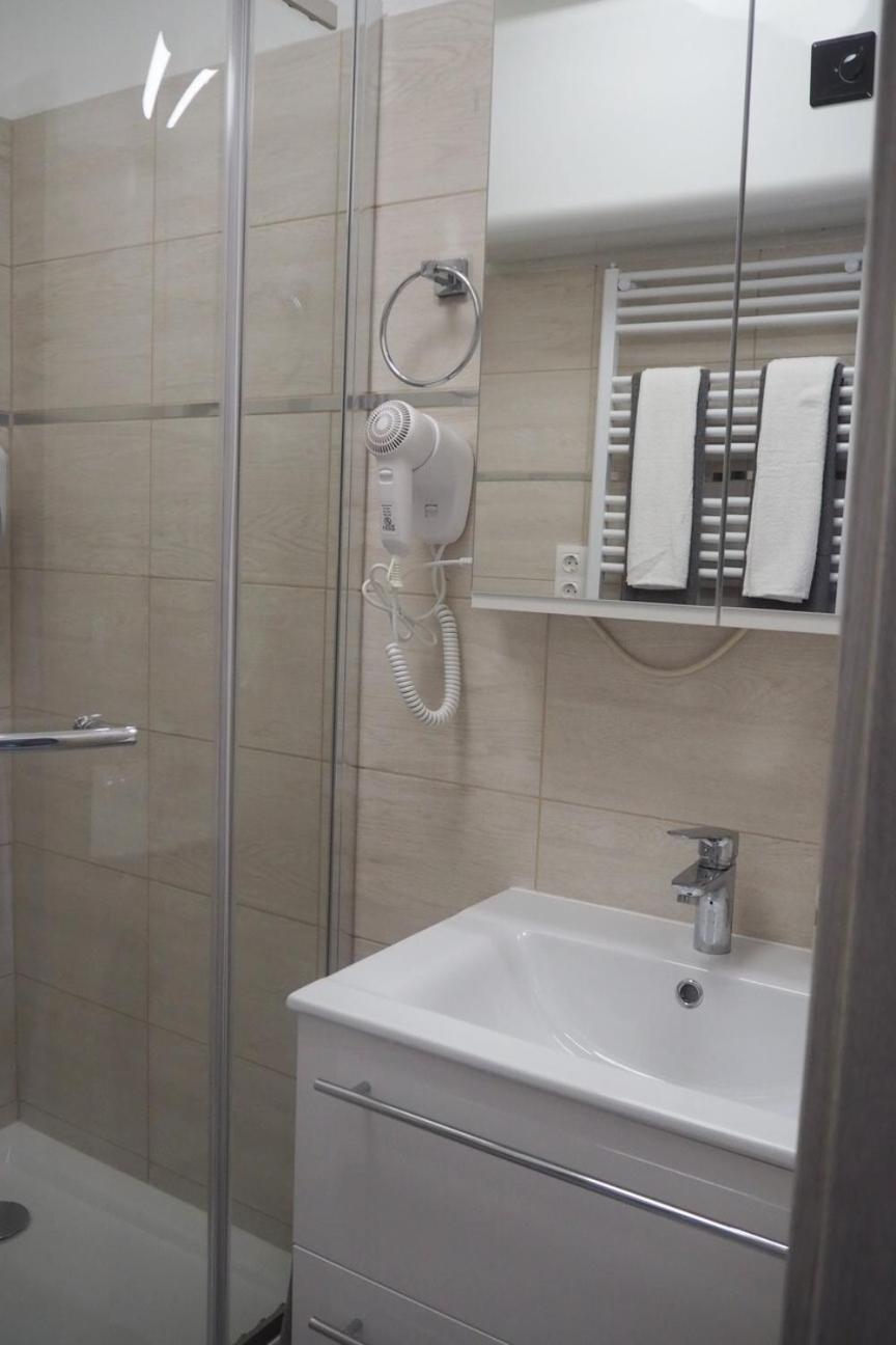 Szent Benedek Apartman Lägenhet Fot Exteriör bild