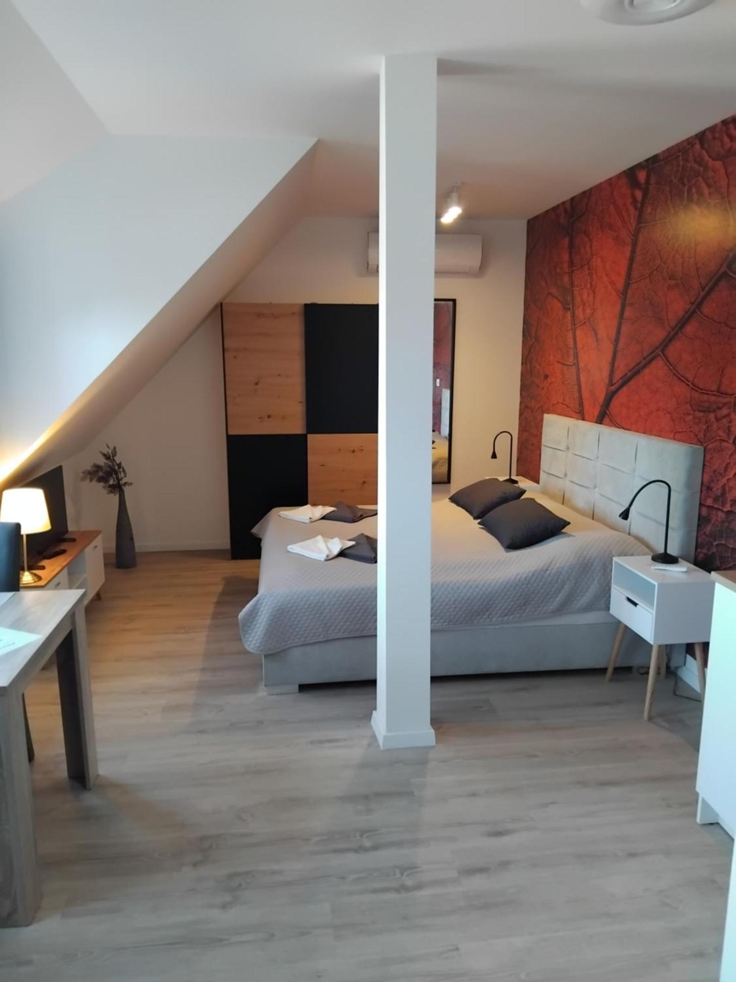 Szent Benedek Apartman Lägenhet Fot Exteriör bild